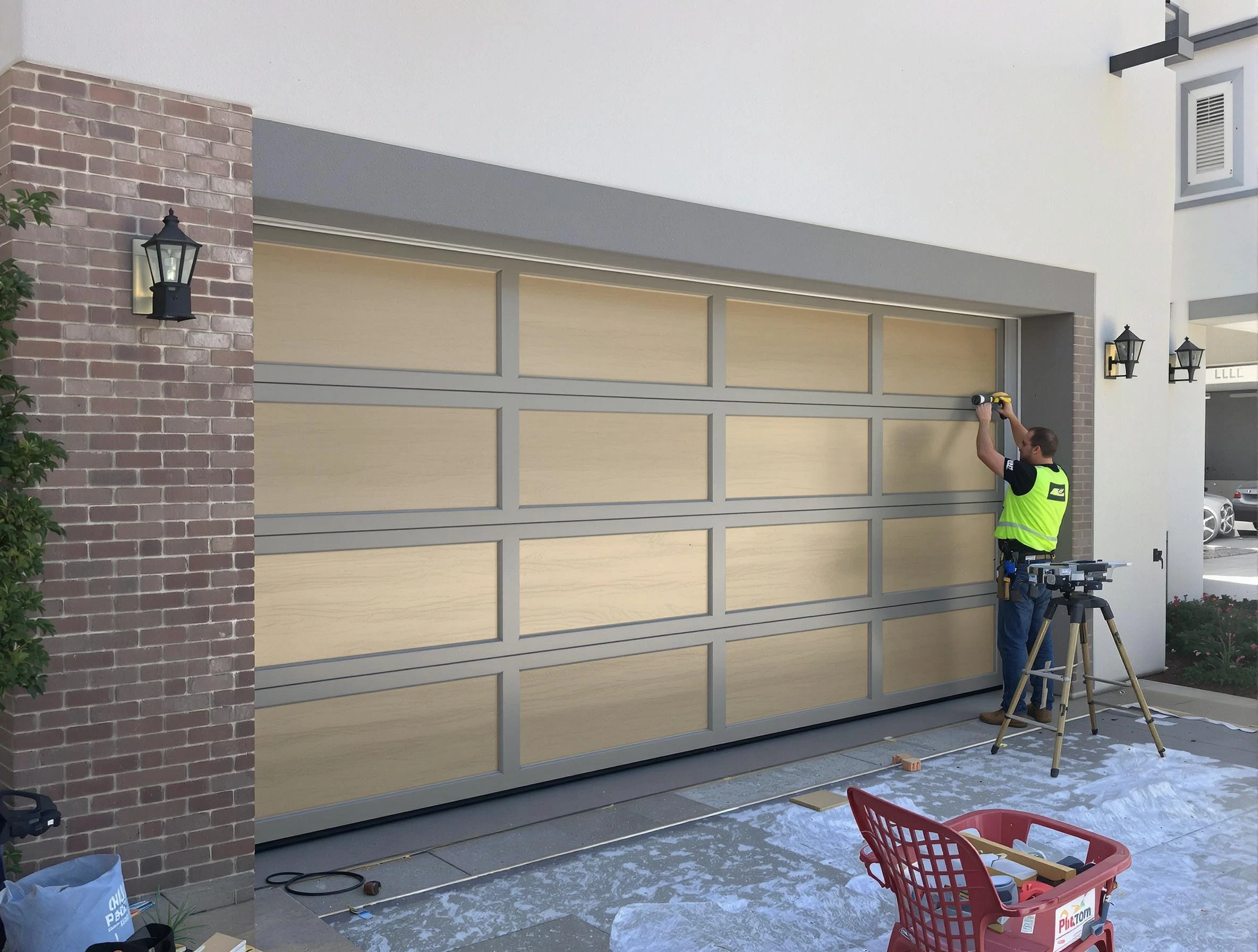 Garage door replacement service by Gardendale Garage Door Repair in Gardendale